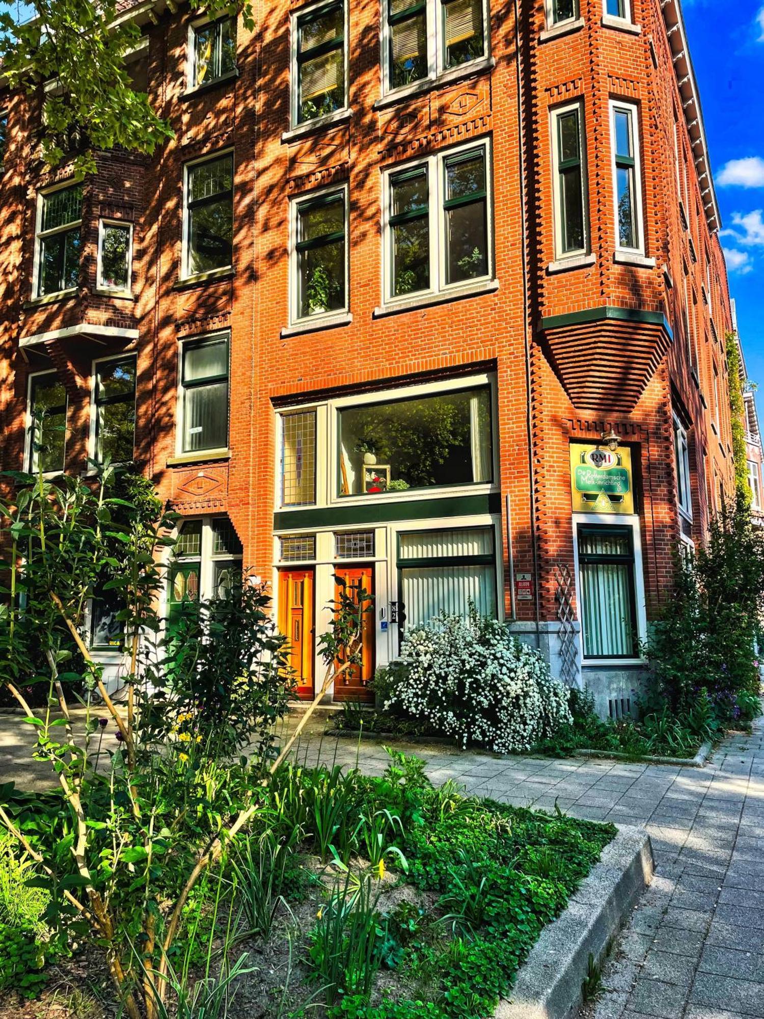 Bed And Breakfast Rotterdam Exterior photo